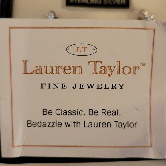 Sterling Silver Lauren Taylor Post Earrings "diamond" chips - Picture 3 of 6